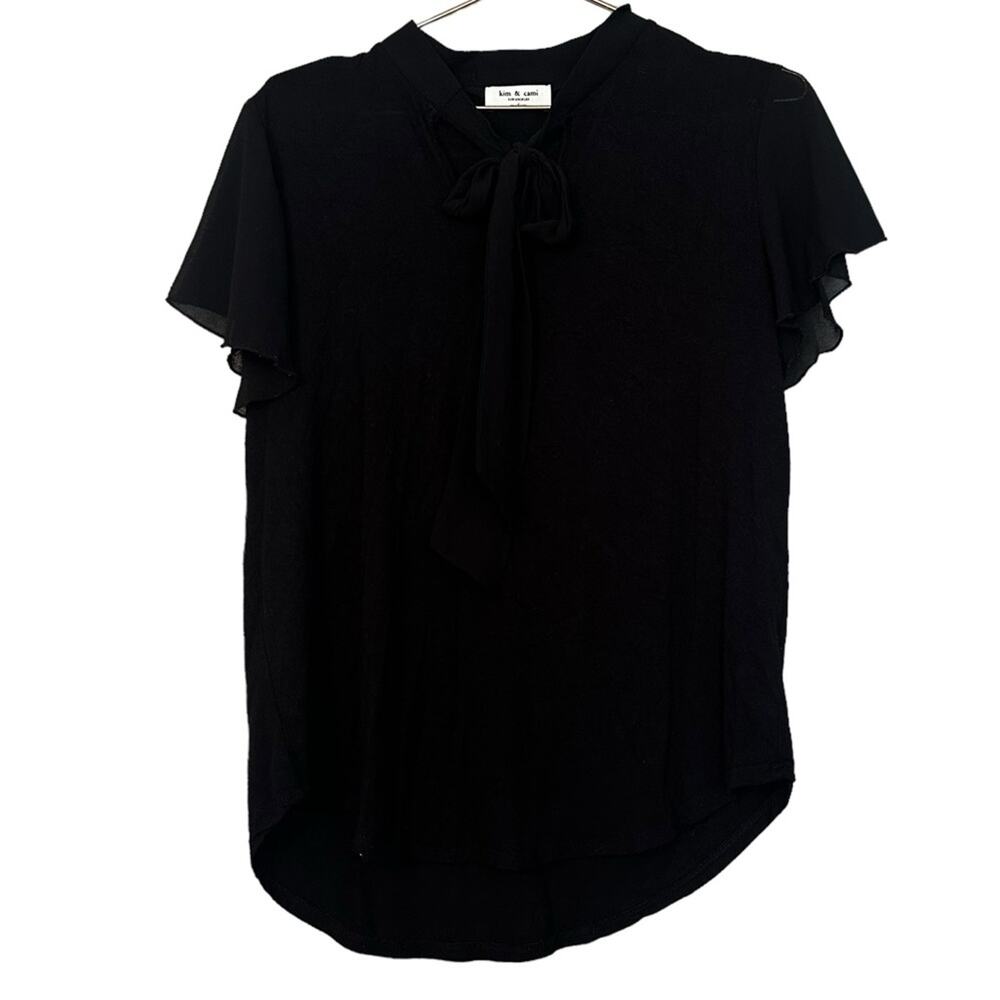 Kim and Cami Los Angeles tie at neck Black Top blouse size medium